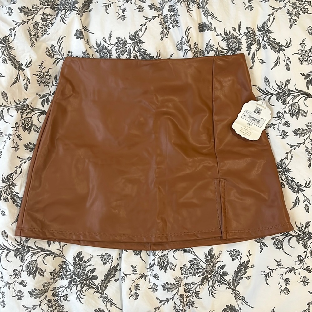altar'd state | tan faux leather mini skirt | size M